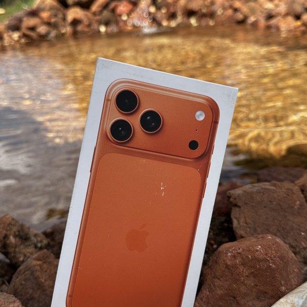 IPHONE PRO MAX 17 ou R$:5000,00 PIX 